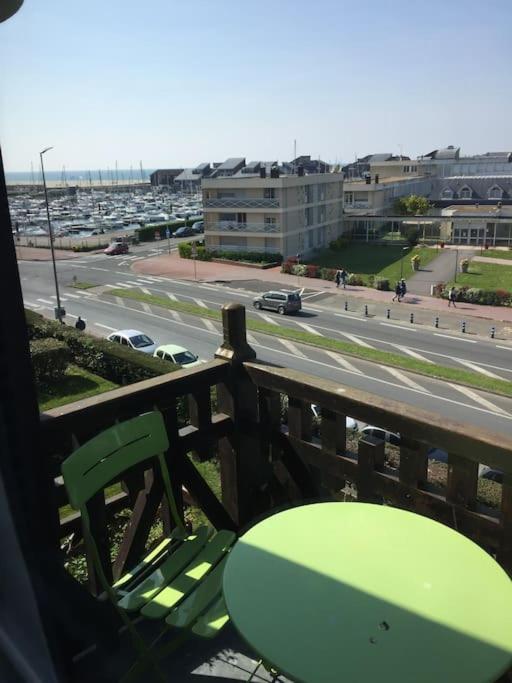 Les Embruns - Le Balcon - 2Eme Etage Apartment Deauville Exterior photo